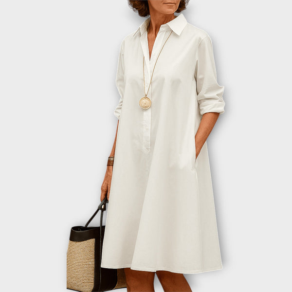 Eleganten Srajčni Oblek z Minimalistično Estetiko